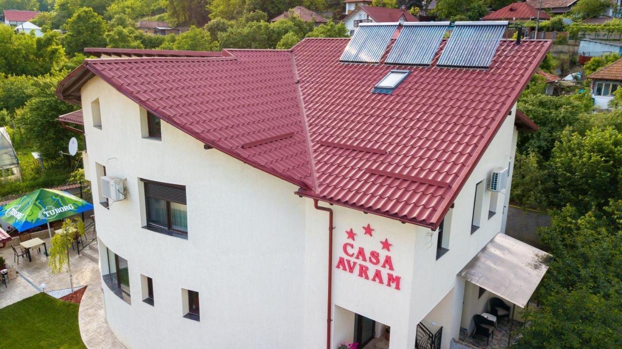Casa Avram Ramnicu Valcea Exterior photo